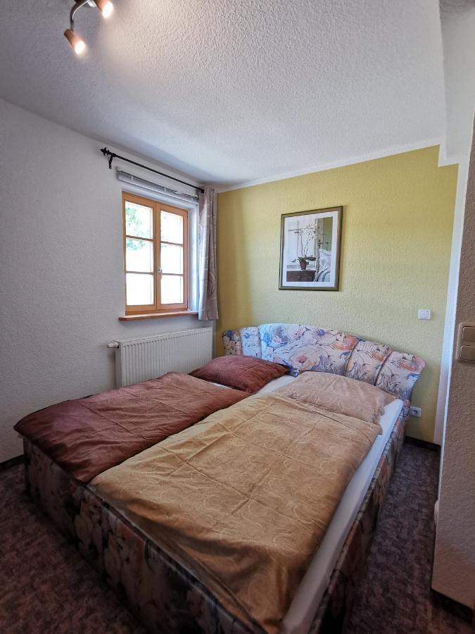 Ferienwohnung "Am Saalehaken" Gossitz 외부 사진