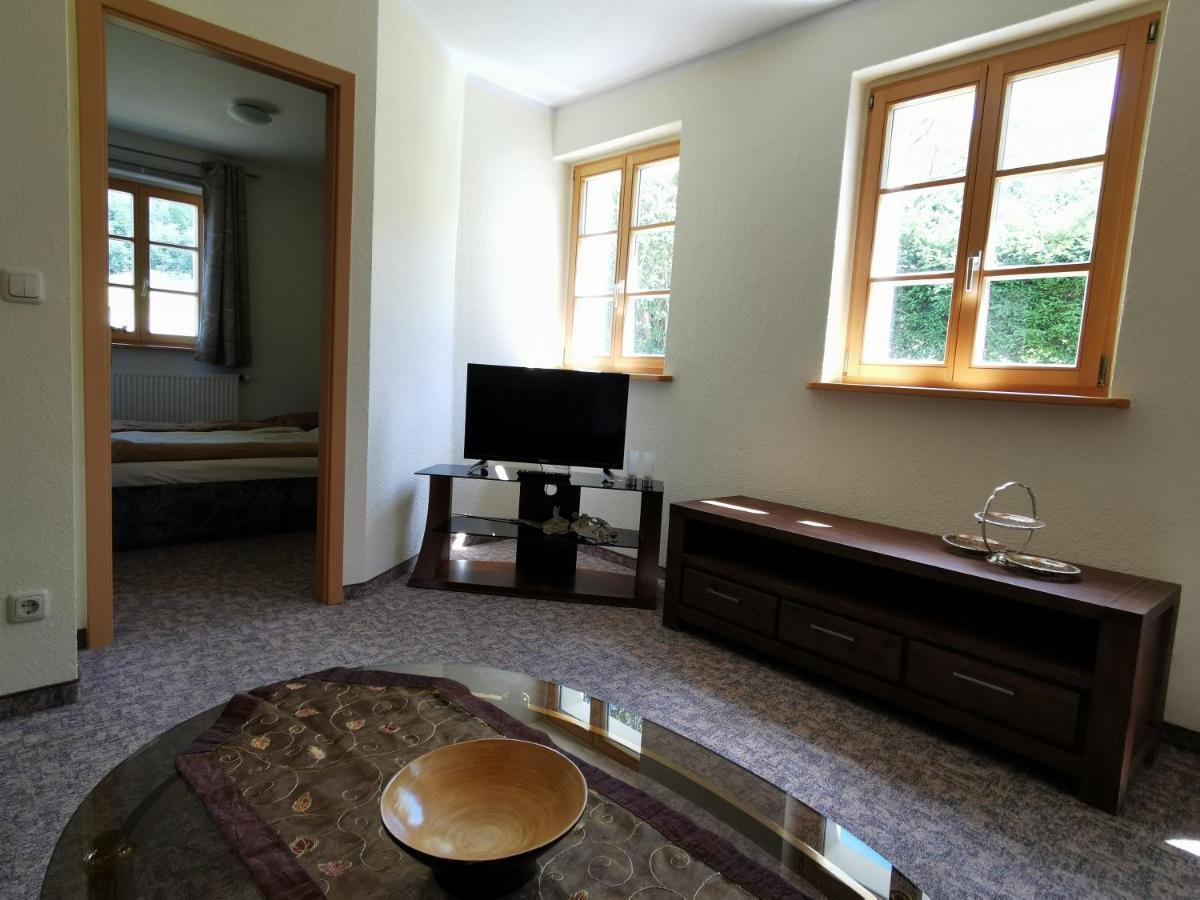 Ferienwohnung "Am Saalehaken" Gossitz 외부 사진